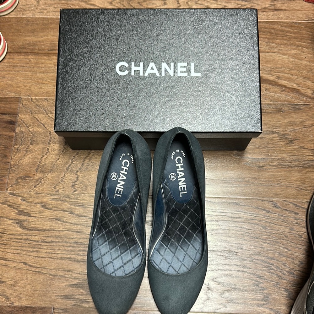 Beautiful Chanel shoes hardly worn. Became closet art!  I’m to old to wear heels
